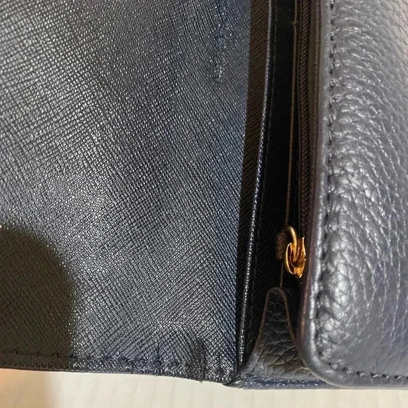 Michael kors navy blue leather wallet - Picture 7 of 9